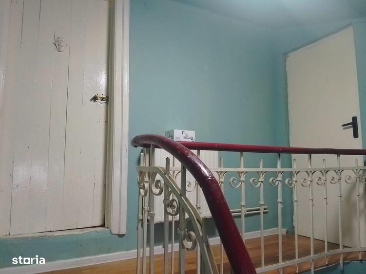 Casă cu 3 camere în Gara de Nord