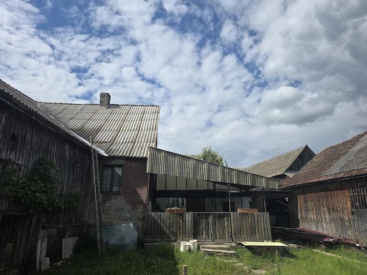 Casă cu 3 camere cu Teren 1000 Mp în Monariu