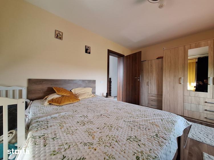 Casă cu 5 camere cu Teren 500 Mp în Giarmata