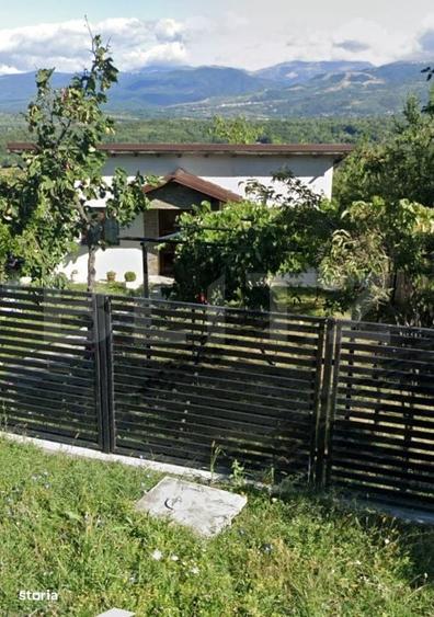 Casă cu 3 camere în Central