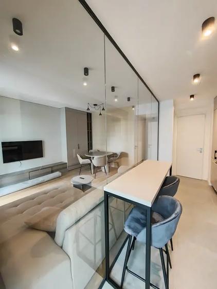 Apartament cu 2 camere decomandat, mobilat în Aviației