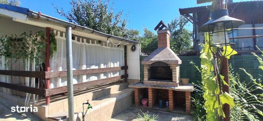 Casă cu 4 camere cu Teren 230 Mp în Central
