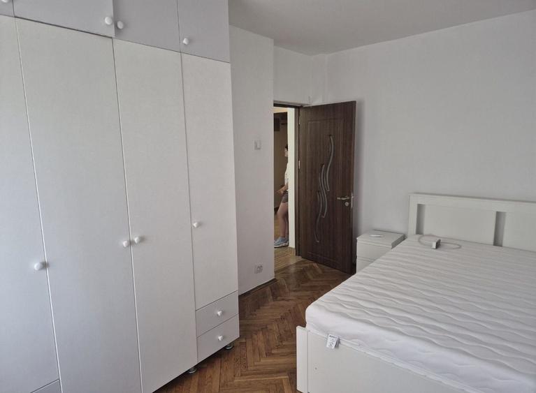 AP. 3 CAMERE - IANCULUI, PET-FRIENDLY, REABILITAT, MASINA DE SPALAT - 2