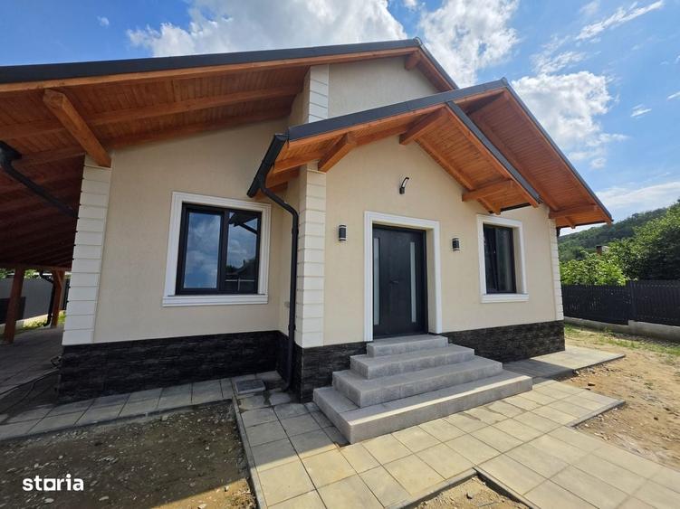 Casă cu 3 camere cu Teren 380 Mp în Hemeiuș