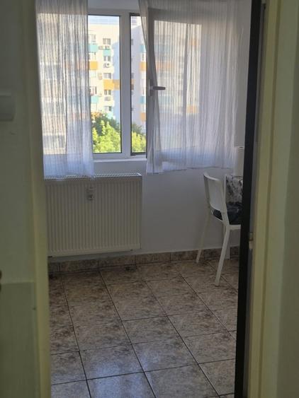 Garsonieră decomandată în Unirii