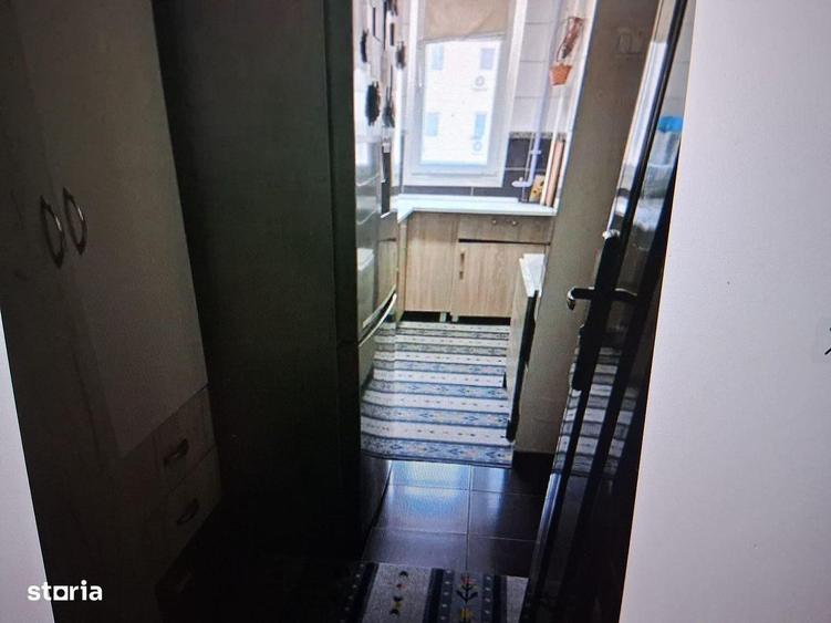 Apartament cu 2 camere semidecomandat în Pantelimon