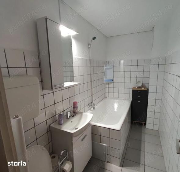 Apartament cu 2 camere decomandat în Centrul Civic