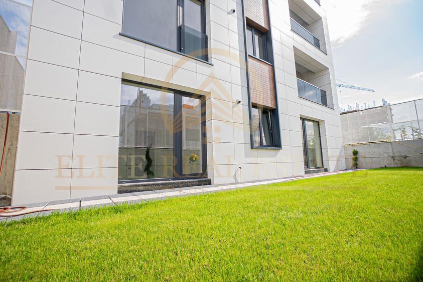 Apartament cu 3 camere decomandat în Km 5