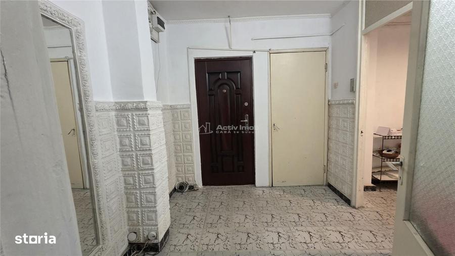 Apartament cu 2 camere decomandat în Central