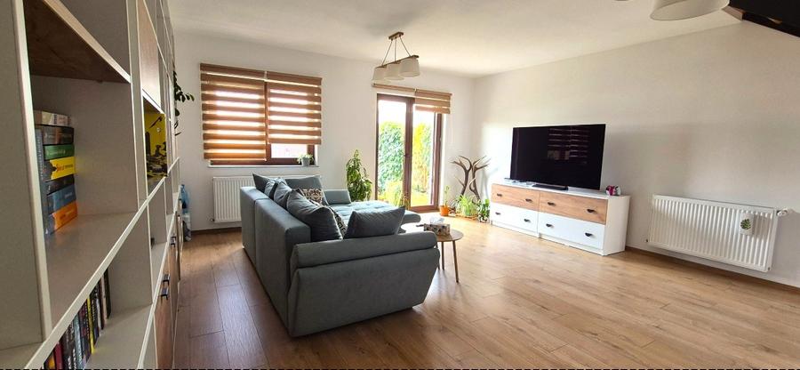 Duplex cu 4 camere cu Canalizare în Bartolomeu