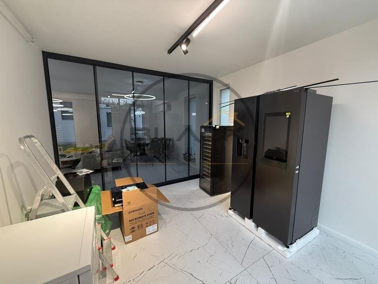 Apartament cu 6 camere decomandat, mobilat în Someșeni