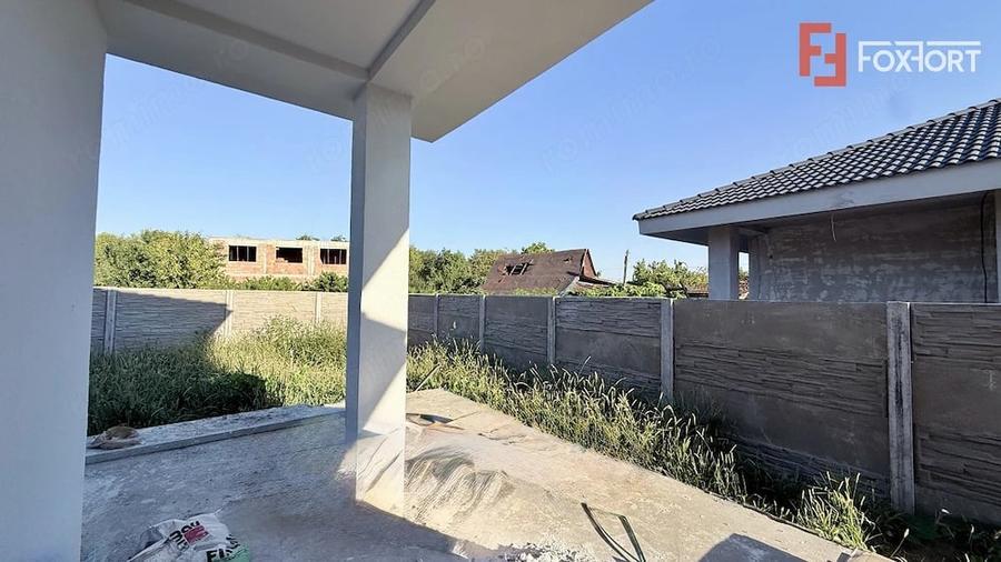 Casă cu 3 camere cu Teren 250 Mp în Albina