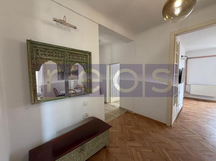 Apartament cu 3 camere în Știrbei Vodă