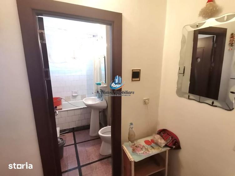 Apartament cu 2 camere decomandat în Precista