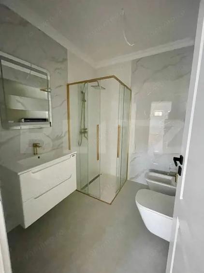 Apartament cu 2 camere decomandat în Sud