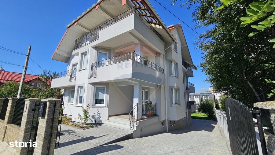 Casă cu 8 camere cu Teren 811 Mp în Obcini