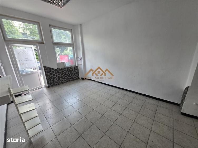 Spațiu comercial, de 30 mp, în Central