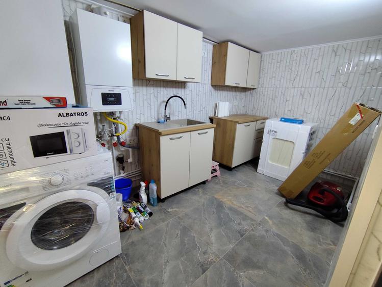 Garsonieră decomandată în Central