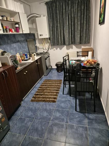 Apartament cu 2 camere decomandat în Titan