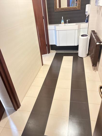 Spațiu comercial, de 500 mp, în Central