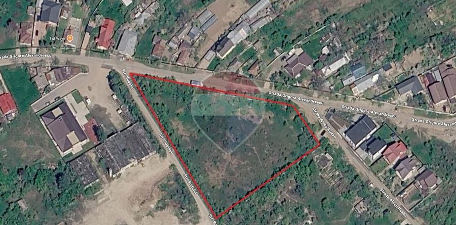 Teren Construcții intravilan de 6697 mp, în Periș