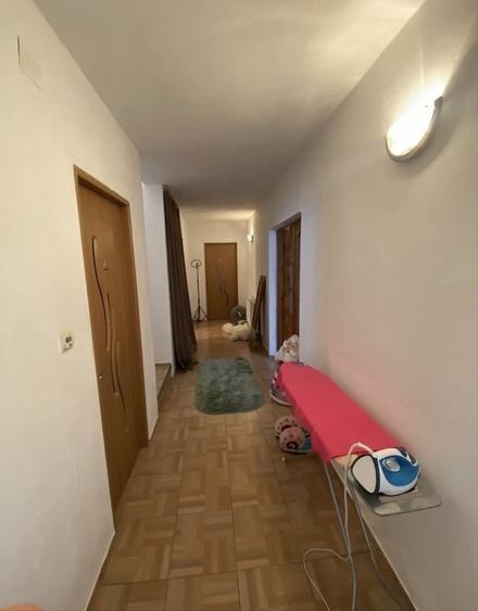 Casă cu 4 camere cu Teren 550 Mp în Dudeștii Noi