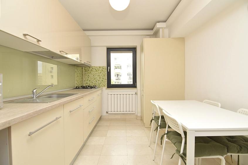 Apartament cu 2 camere decomandat în Unirii