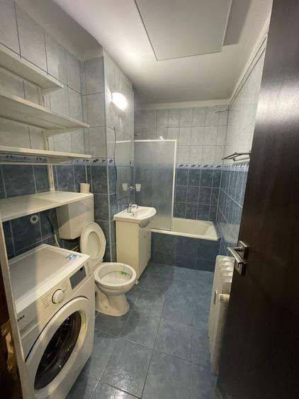 Casă cu 1 camere decomandat în Brazda lui Novac