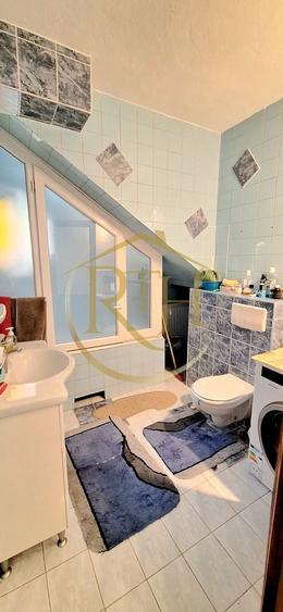 Casă individuală cu 5 camere cu Canalizare în Giroc