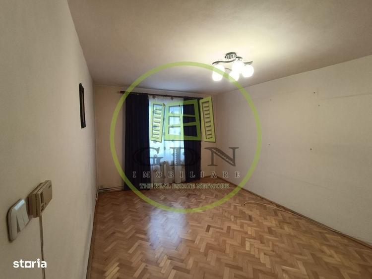 Apartament cu 3 camere, mobilat în Central