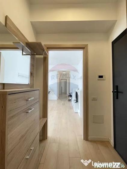 Apartament cu 4 camere semidecomandat în Pipera