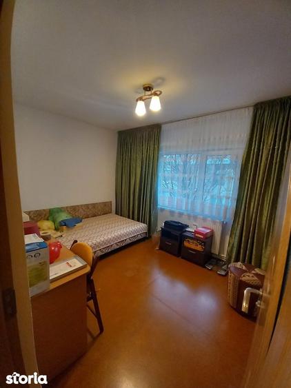Apartament 2camere, semidecomandat .zona Unirii ACR - 11