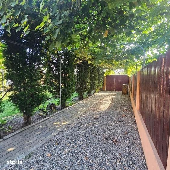 Vanzare casa deosebita, individuala, 7 camere, Central-Harman-Brasov - 1