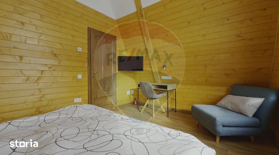 Spațiu comercial, de 100 mp, în Mărișel