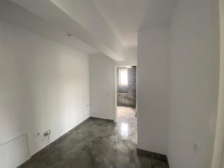 Apartament cu 2 camere semidecomandat în Frumoasa