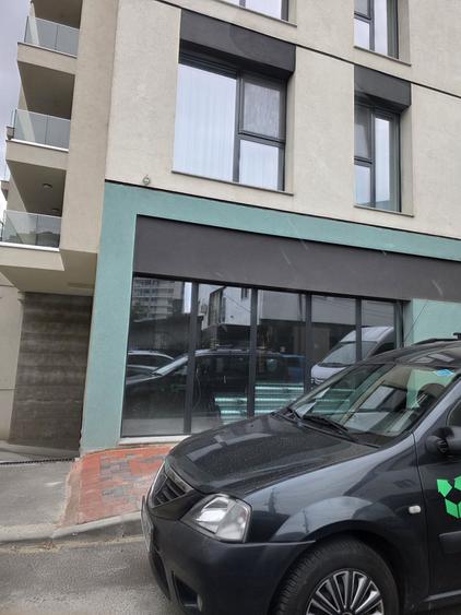 Spațiu comercial, de 555 mp, în Mihai Bravu