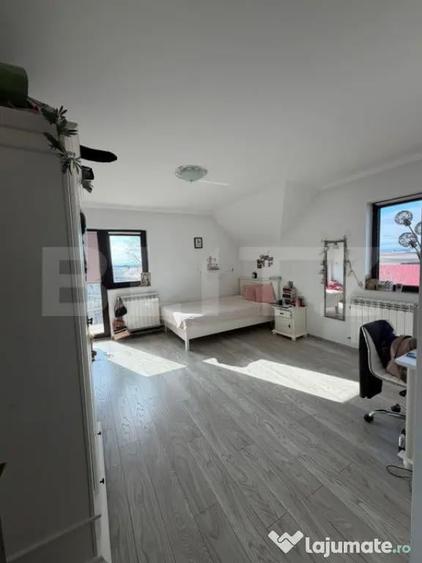 Casă cu 5 camere cu Teren 1000 Mp în Central