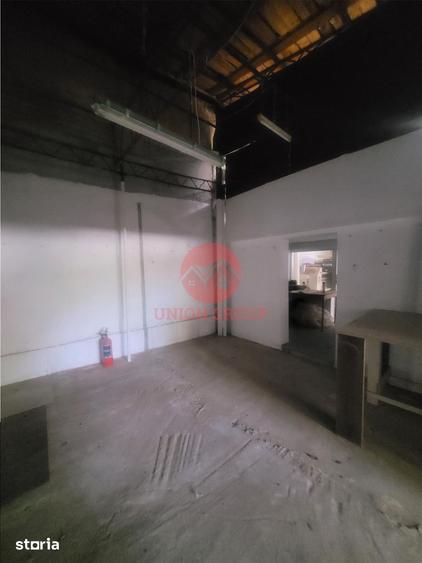 Spațiu comercial, de 300 mp, în Agigea