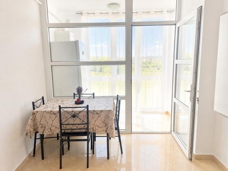Apartament cu 2 camere semidecomandat în Cug