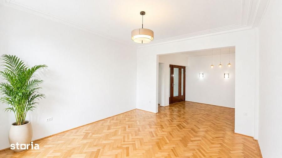 Apartament cu 4 camere decomandat în Universitate
