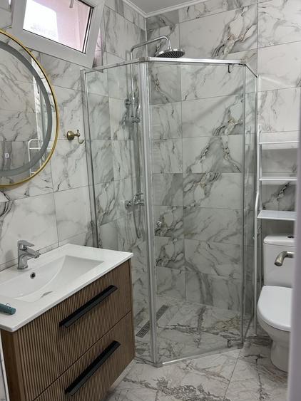 Casă cu 4 camere cu Teren 1200 Mp în Central