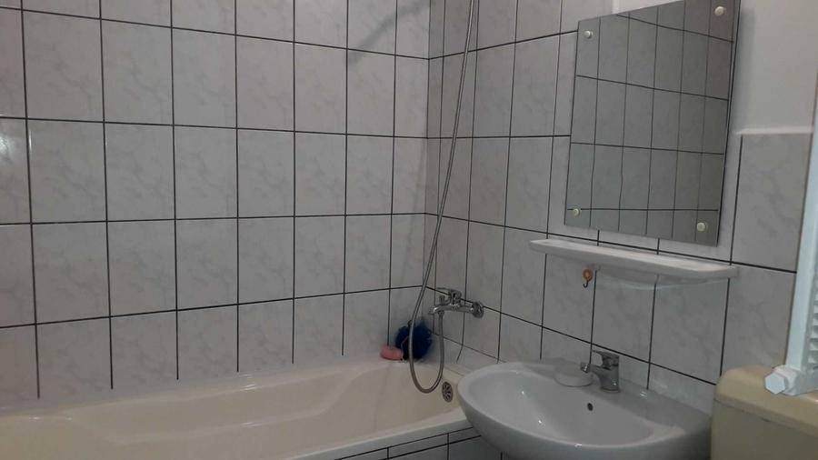 Apartament cu 2 camere decomandat în Decebal