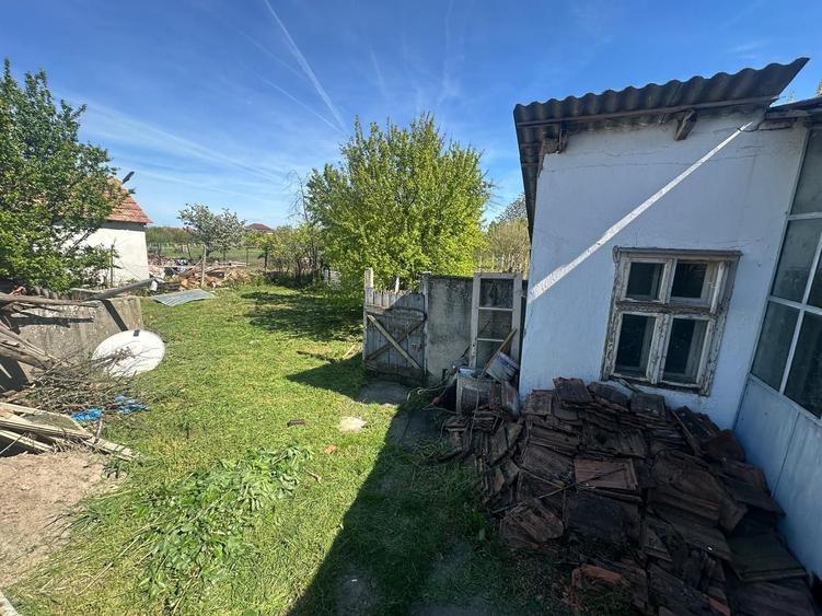 Casă cu 3 camere în Central