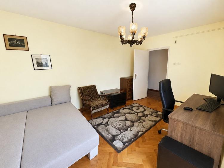 Apartament cu 3 camere decomandat în Gheorgheni