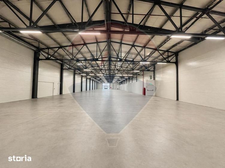 Spațiu comercial, de 1,188 mp, în Tractorul