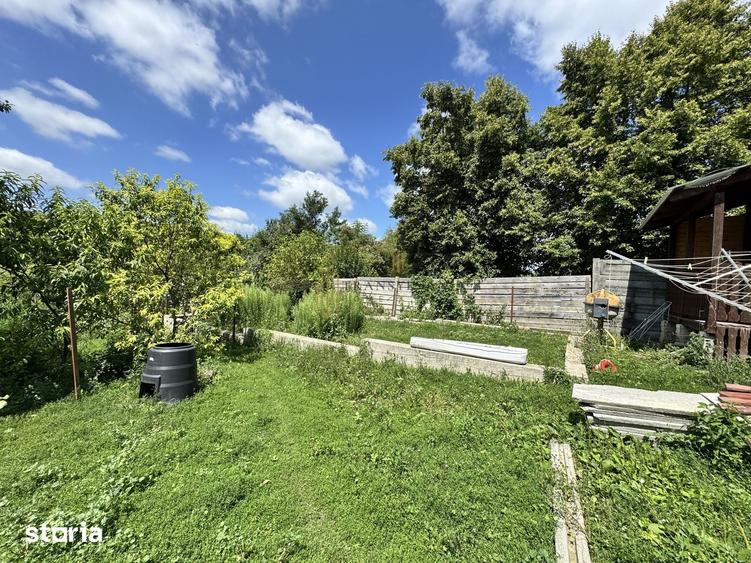 Casă cu 4 camere cu Teren 1600 Mp în Chirpăr