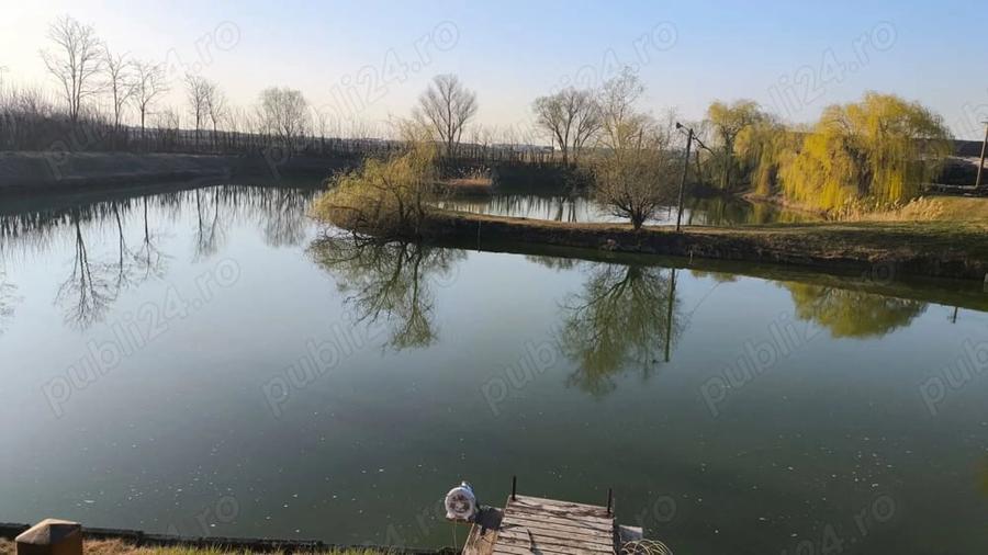 Casă cu Teren 15136 Mp în Central