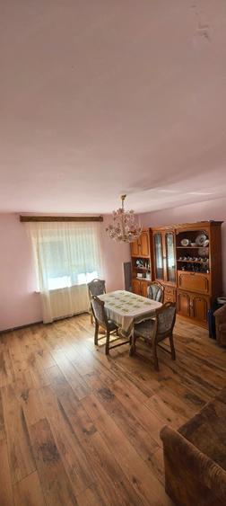 Casă cu 4 camere cu Teren 350 Mp în Crișan