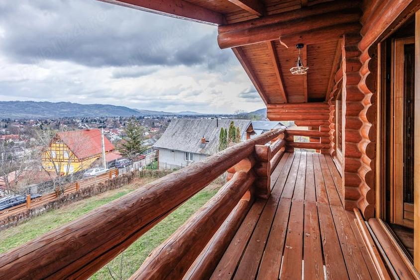 Casă cu Teren 980 Mp în Breaza de Sus