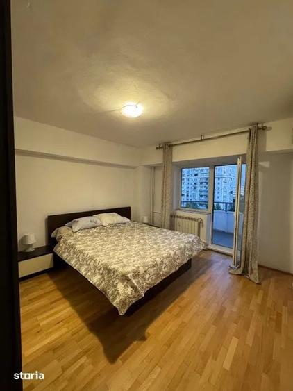 Apartament cu 3 camere decomandat în Centrul Civic